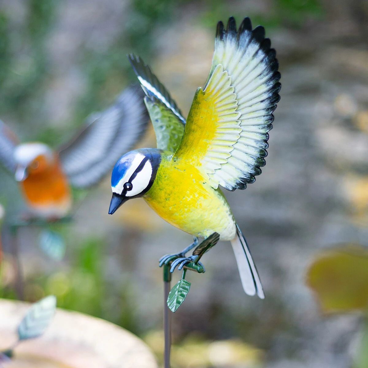 Vida Inquisitive Blue Tit Stake 1 Vida Inquisitive Blue Tit Stake